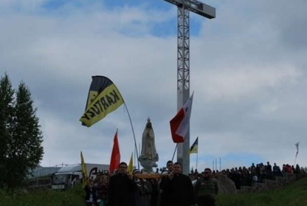 Przystań na chwilę - procesja - Góra Św. Jana Pawła II do Bazyliki