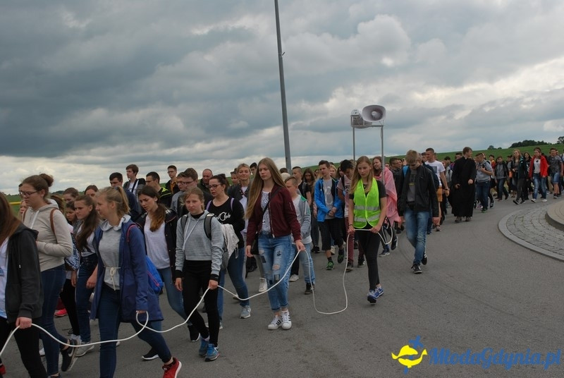 Przystań na chwilę - procesja - Góra Św. Jana Pawła II do Bazyliki