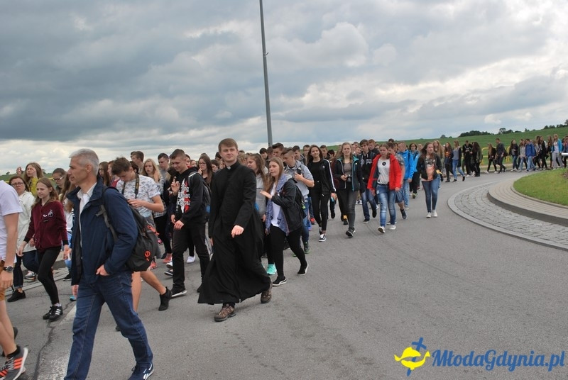 Przystań na chwilę - procesja - Góra Św. Jana Pawła II do Bazyliki