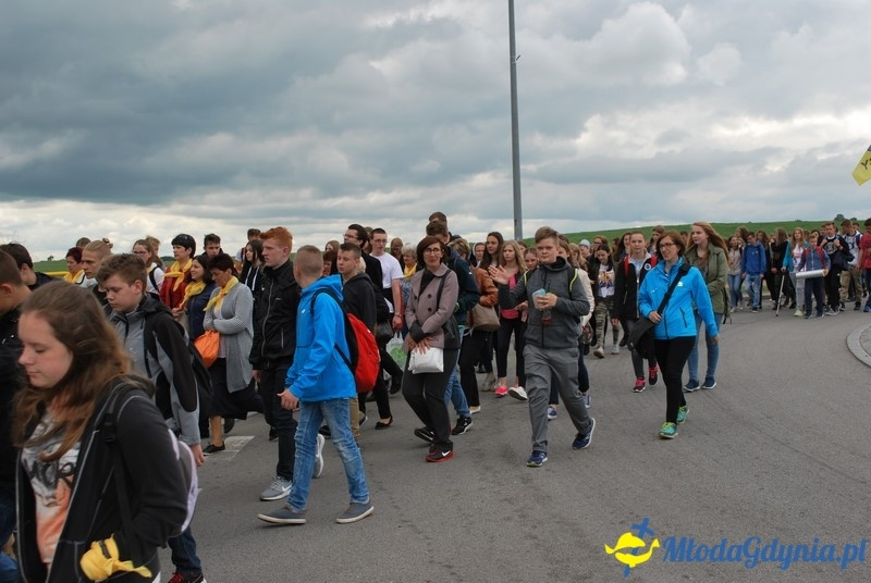 Przystań na chwilę - procesja - Góra Św. Jana Pawła II do Bazyliki