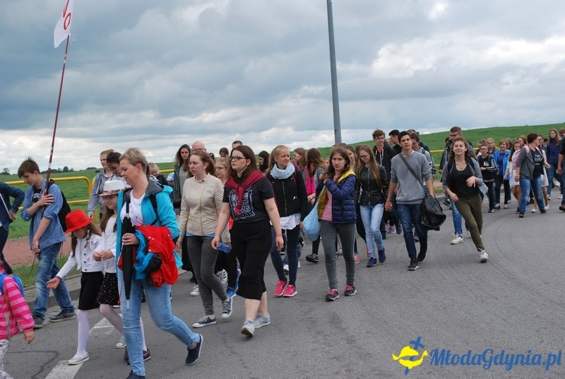 Przystań na chwilę - procesja - Góra Św. Jana Pawła II do Bazyliki