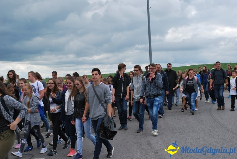 Przystań na chwilę - procesja - Góra Św. Jana Pawła II do Bazyliki