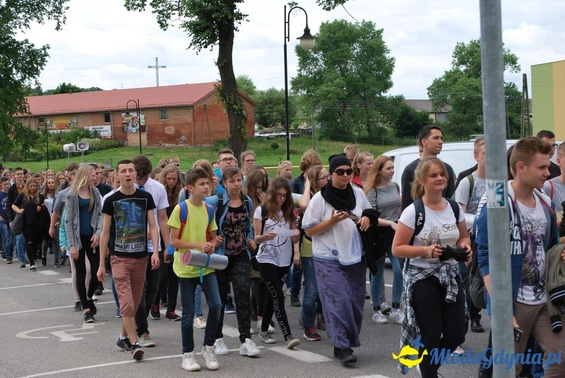Przystań na chwilę - procesja - Góra Św. Jana Pawła II do Bazyliki