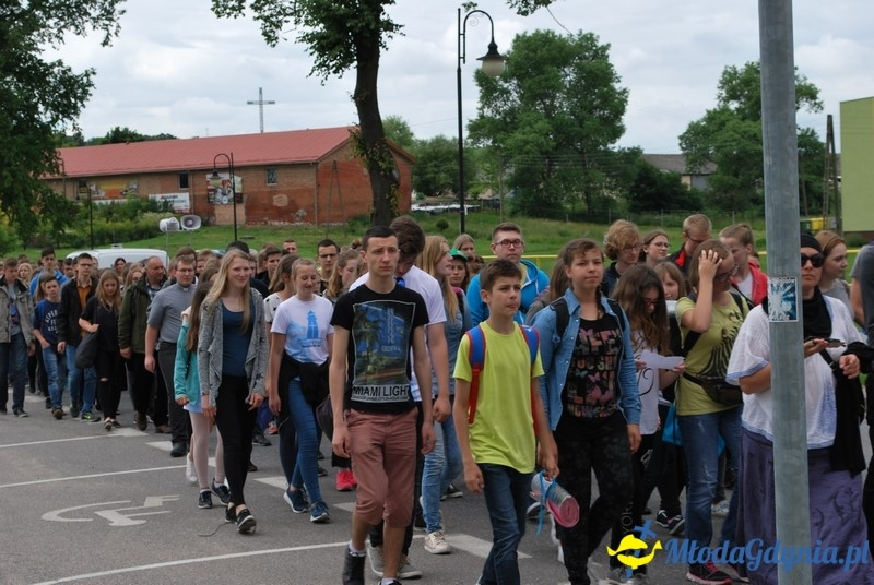 Przystań na chwilę - procesja - Góra Św. Jana Pawła II do Bazyliki