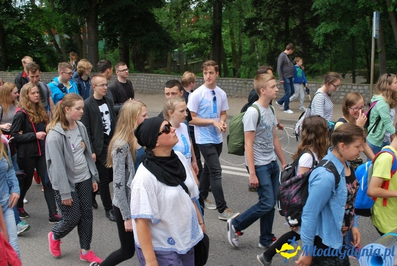 Przystań na chwilę - procesja - Góra Św. Jana Pawła II do Bazyliki