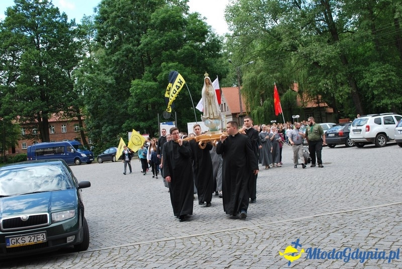 Przystań na chwilę - procesja - Góra Św. Jana Pawła II do Bazyliki