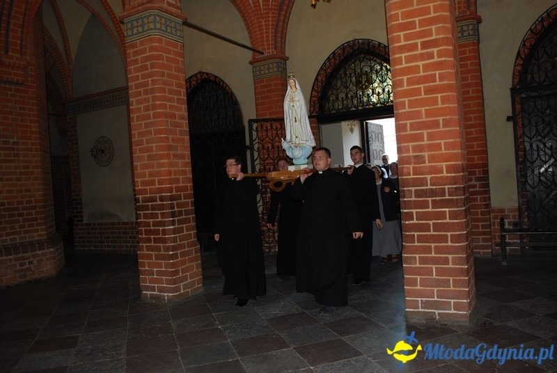 Przystań na chwilę - procesja - Góra Św. Jana Pawła II do Bazyliki