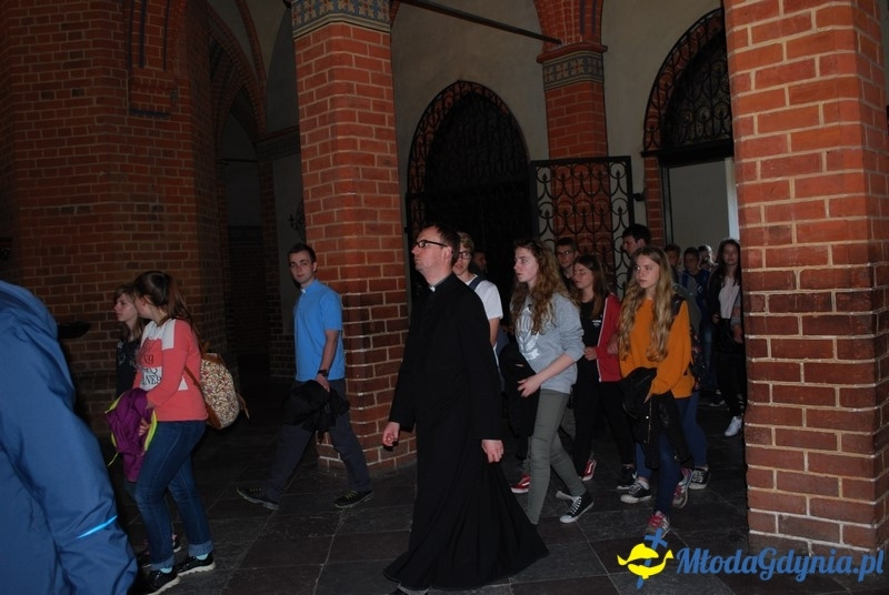 Przystań na chwilę - procesja - Góra Św. Jana Pawła II do Bazyliki