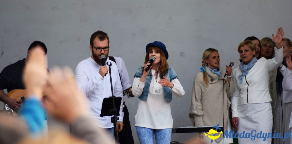 Weronika Korthals & Bogu Chwała - Koncert Papieski 10.06.2017