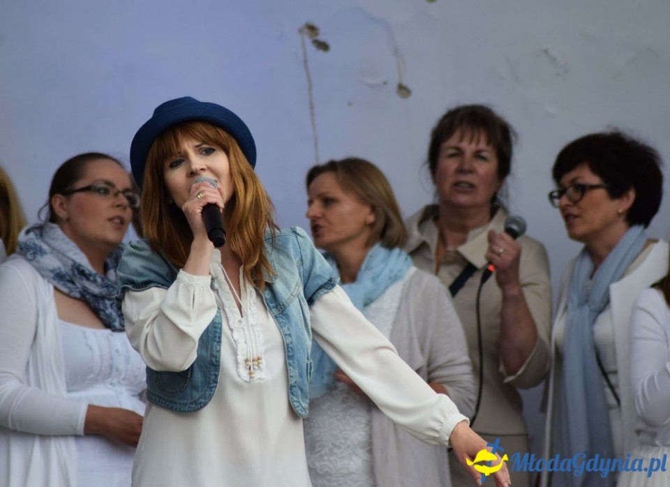 Weronika Korthals & Bogu Chwała - Koncert Papieski 10.06.2017