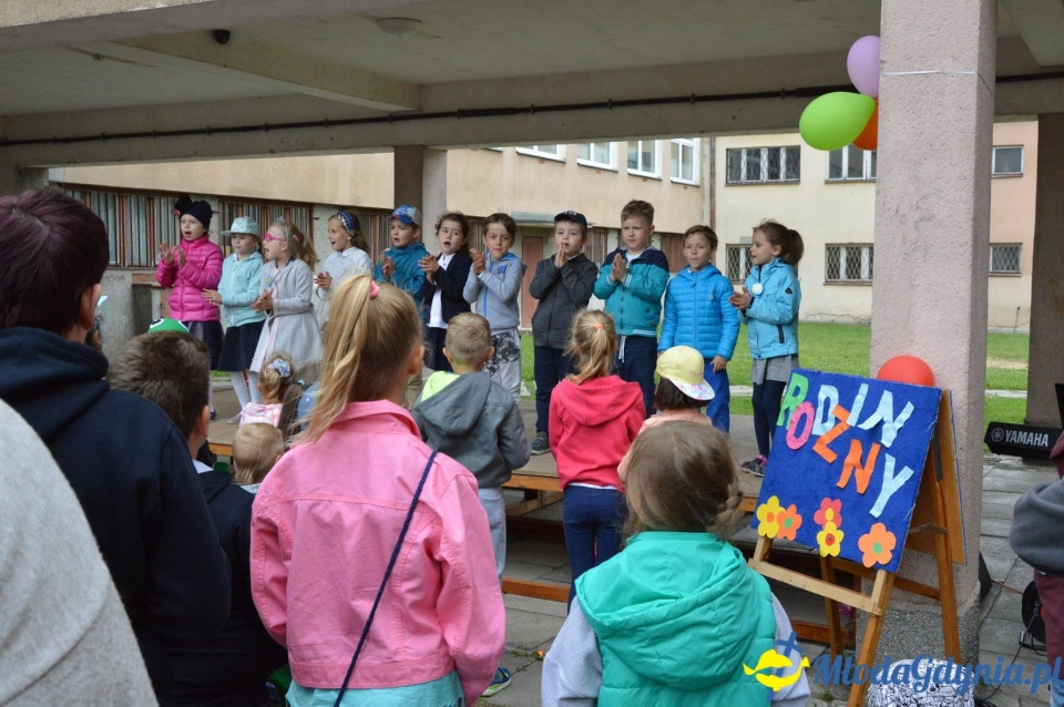 Festyn rodzinny przy Zespole Szkół nr 10