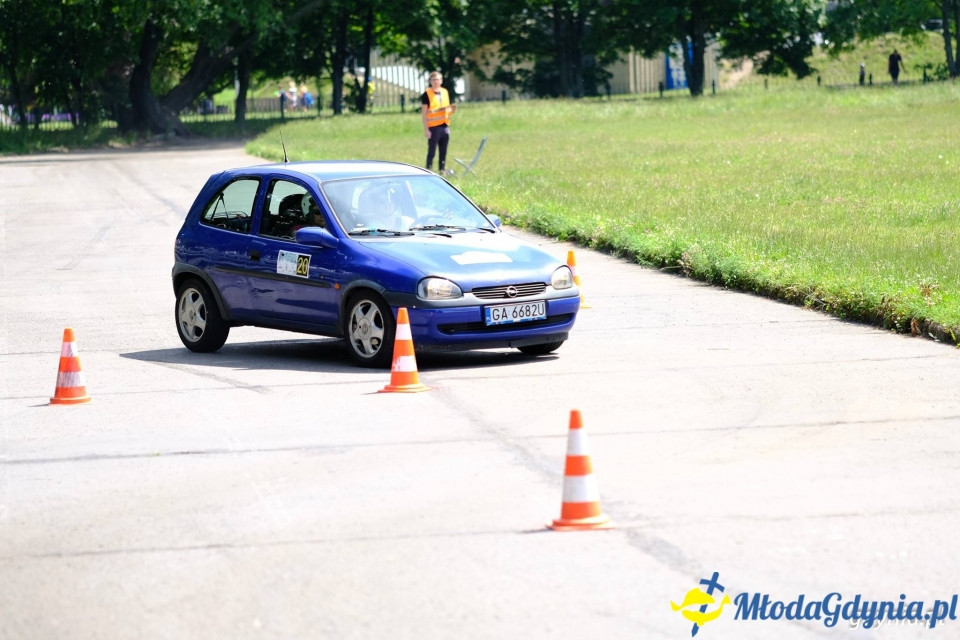 Rajd Matek i pokaz zabytkowych samochodów