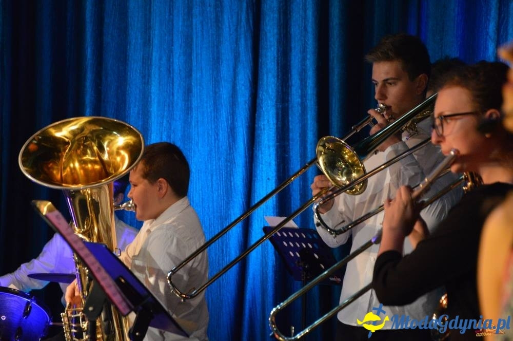 Prosimy Was o uśmiech - Koncert pracowni muzycznych MDK  w Kinie Grom.