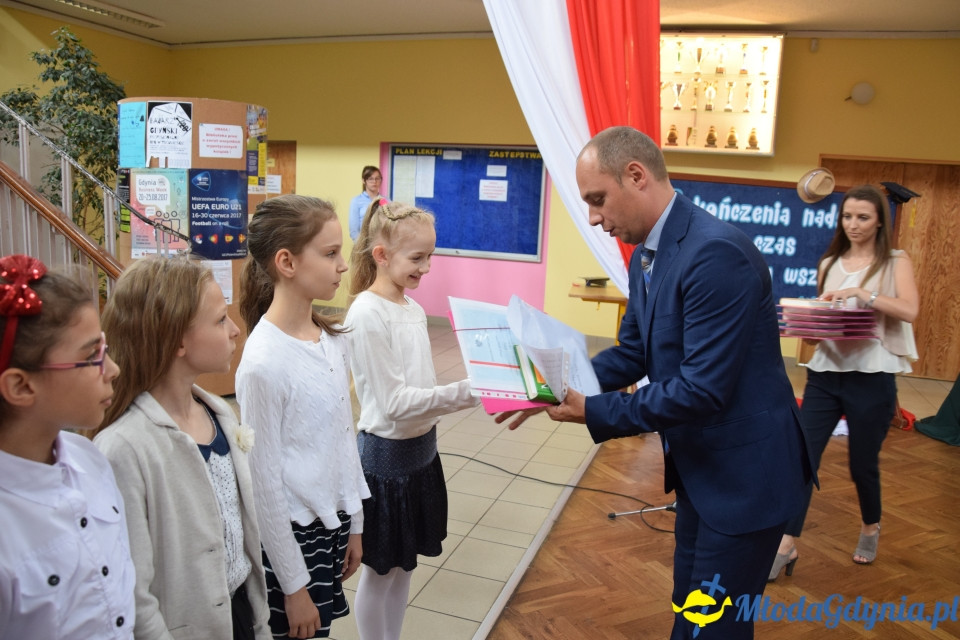 Zakończenie roku w ZSSO - Szkoła Podstawowa