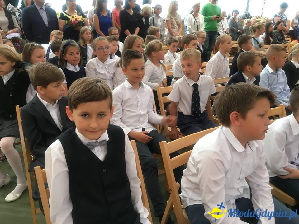 ZS 12 - UROCZYSTE ZAKOŃCZENIE ROKU SZKOLNEGO 2016/17