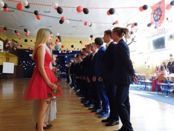 Gimnazjum nr 13 - Bal Gimnazjalny 2017