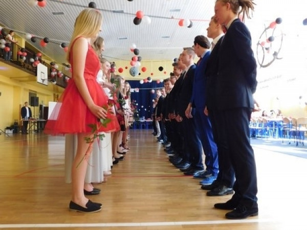Gimnazjum nr 13 - Bal Gimnazjalny 2017