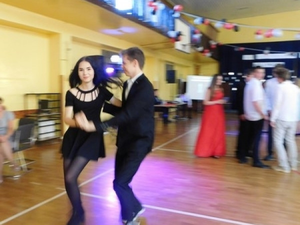 Gimnazjum nr 13 - Bal Gimnazjalny 2017