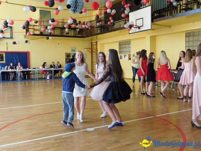 Gimnazjum nr 13 - Bal Gimnazjalny 2017