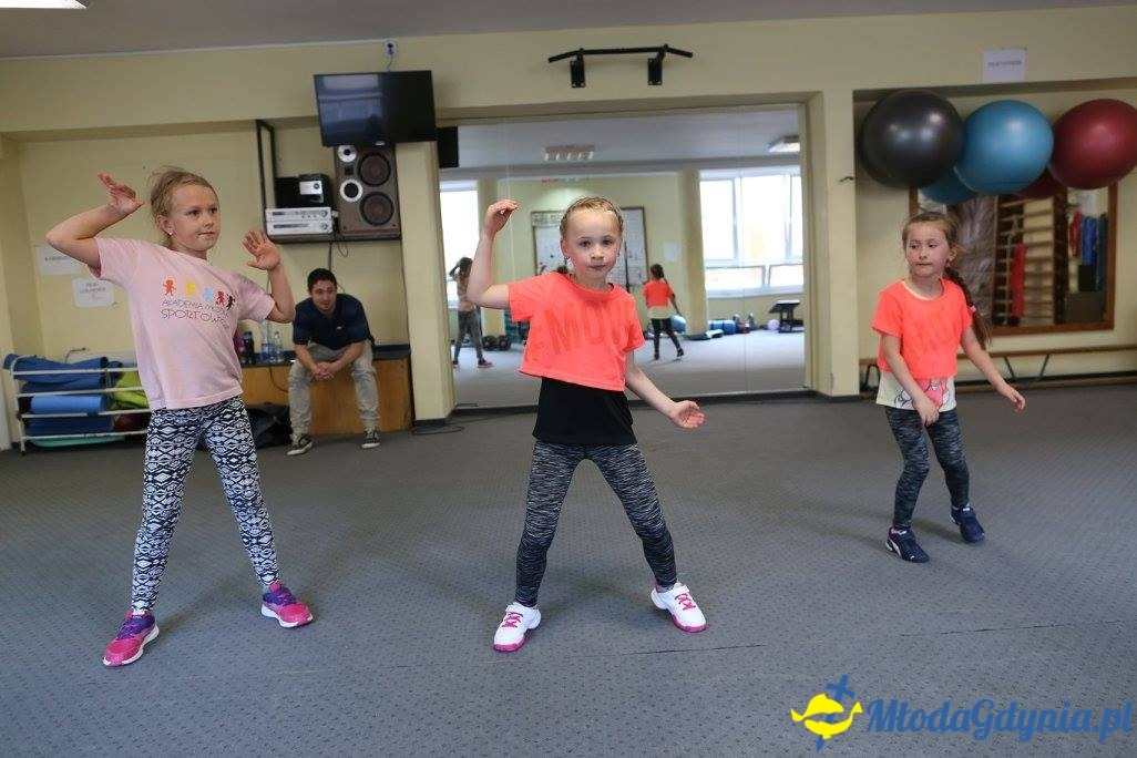 Tańce w Akademii Młodych Sportowców