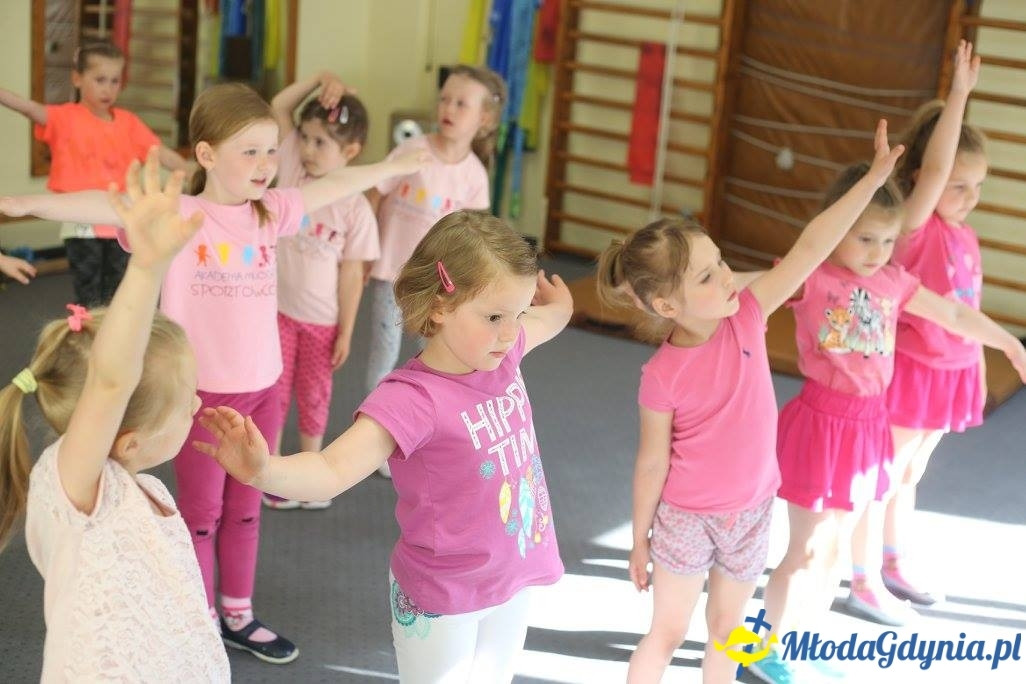 Tańce w Akademii Młodych Sportowców