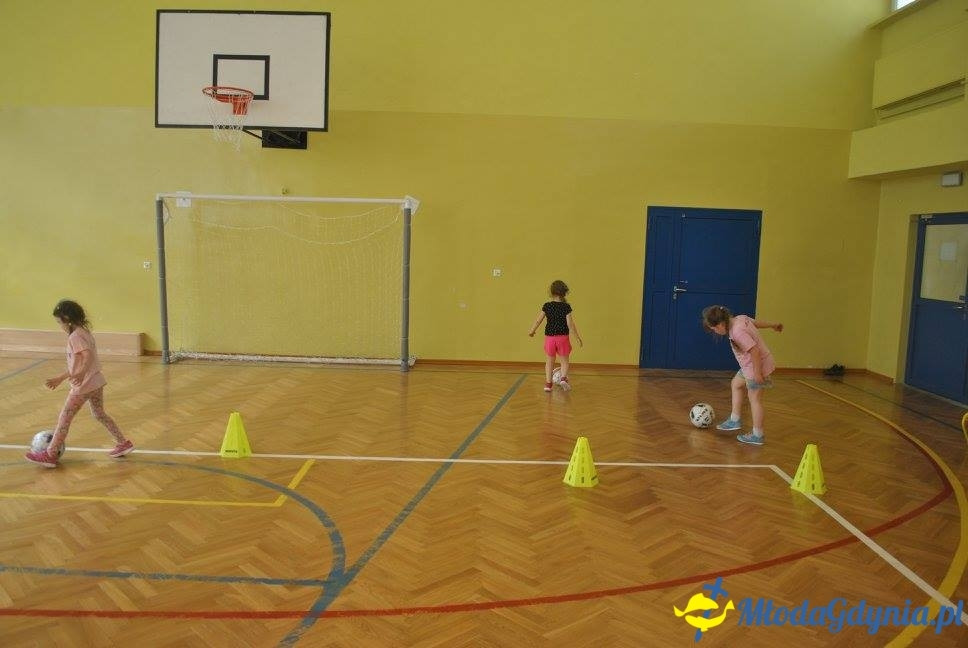 Akademia Młodych Sportowców OBŁUŻE - ZAKOŃCZENIE SEZONU 2016-17