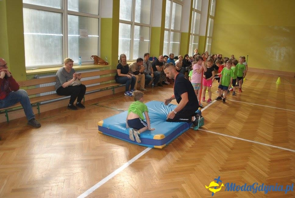 Akademia Młodych Sportowców OBŁUŻE - ZAKOŃCZENIE SEZONU 2016-17