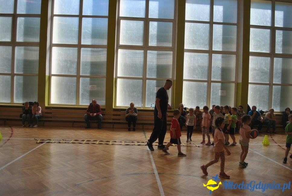 Akademia Młodych Sportowców OBŁUŻE - ZAKOŃCZENIE SEZONU 2016-17