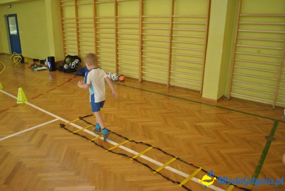 Akademia Młodych Sportowców OBŁUŻE - ZAKOŃCZENIE SEZONU 2016-17