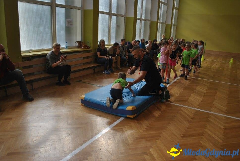 Akademia Młodych Sportowców OBŁUŻE - ZAKOŃCZENIE SEZONU 2016-17