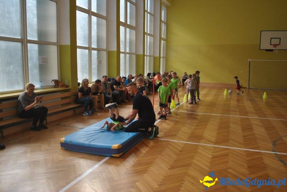 Akademia Młodych Sportowców OBŁUŻE - ZAKOŃCZENIE SEZONU 2016-17