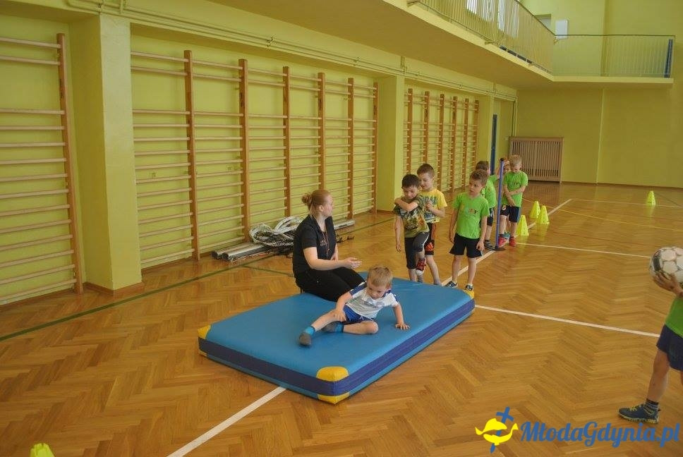 Akademia Młodych Sportowców OBŁUŻE - ZAKOŃCZENIE SEZONU 2016-17