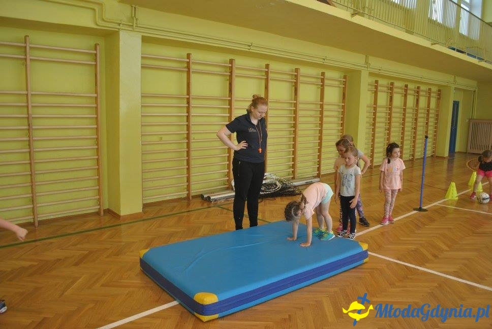 Akademia Młodych Sportowców OBŁUŻE - ZAKOŃCZENIE SEZONU 2016-17