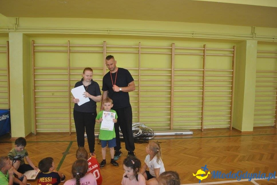 Akademia Młodych Sportowców OBŁUŻE - ZAKOŃCZENIE SEZONU 2016-17