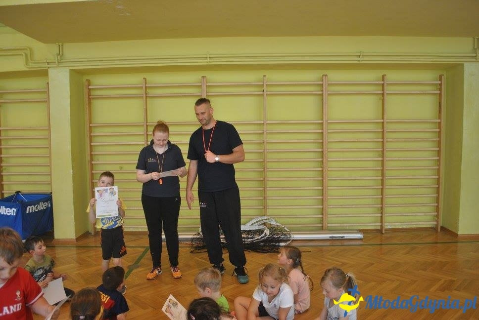 Akademia Młodych Sportowców OBŁUŻE - ZAKOŃCZENIE SEZONU 2016-17