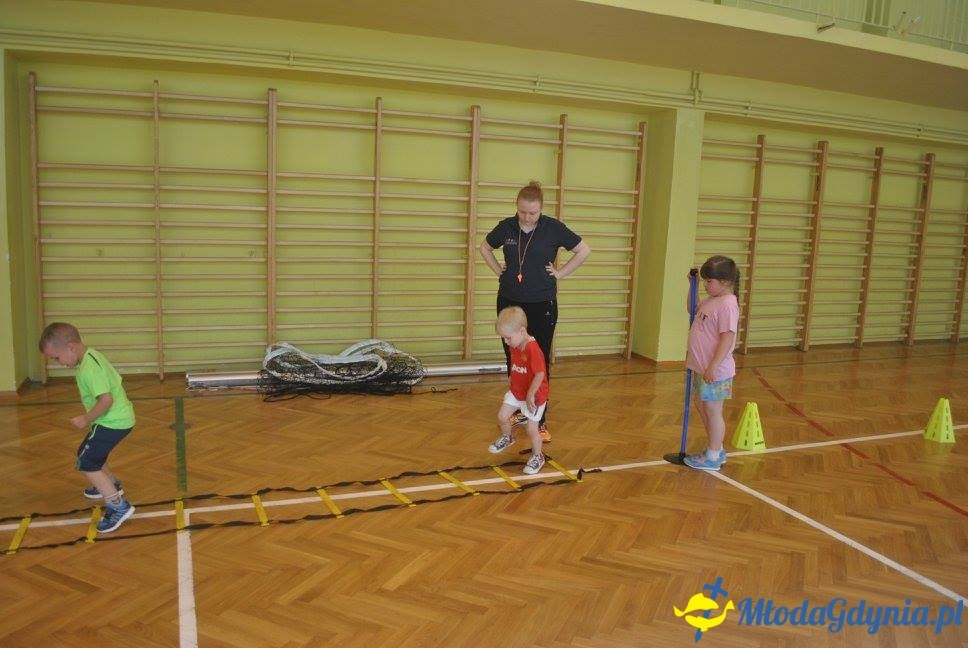 Akademia Młodych Sportowców OBŁUŻE - ZAKOŃCZENIE SEZONU 2016-17