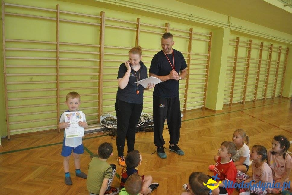 Akademia Młodych Sportowców OBŁUŻE - ZAKOŃCZENIE SEZONU 2016-17