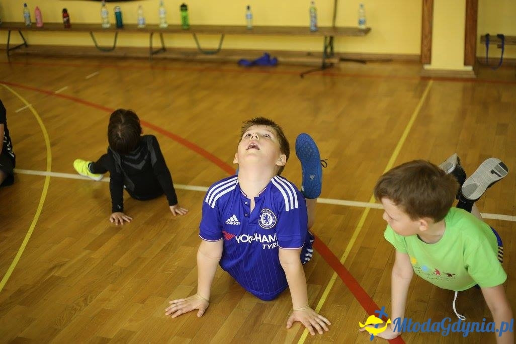 Akademia Młodych Sportowców CHYLONIA - ZAKOŃCZENIE SEZONU 2016-17