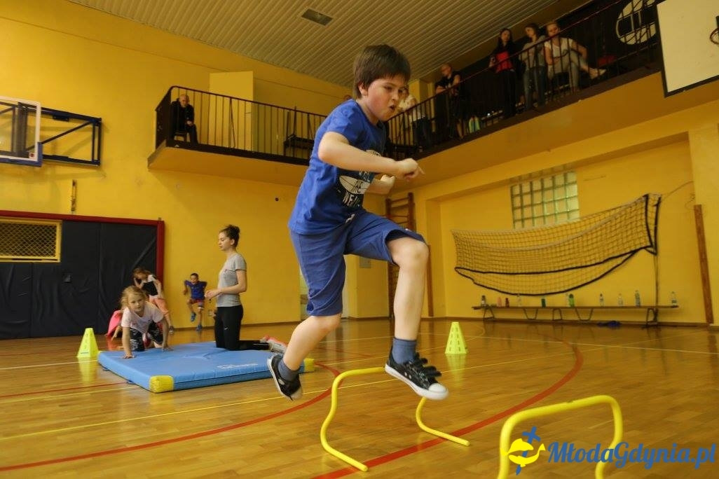 Akademia Młodych Sportowców CHYLONIA - ZAKOŃCZENIE SEZONU 2016-17