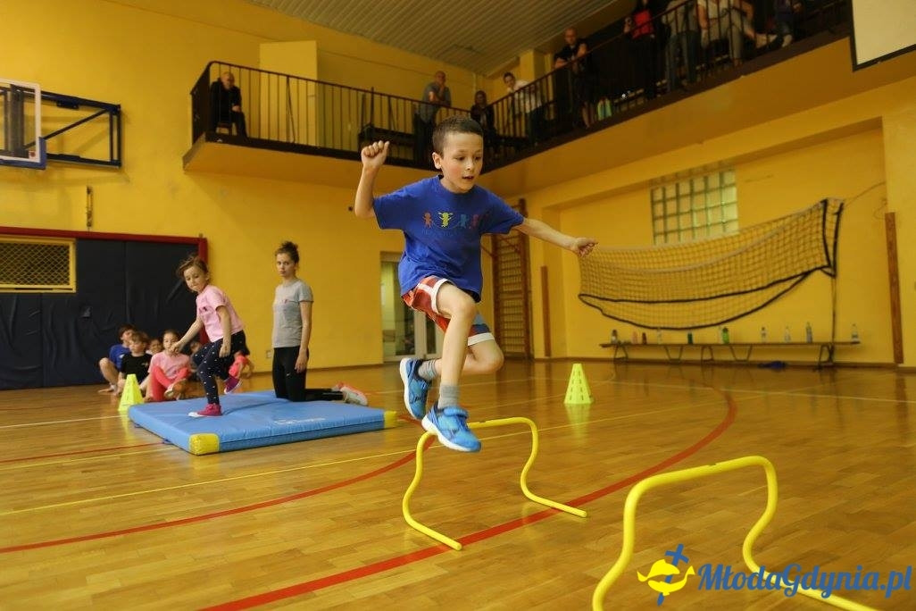 Akademia Młodych Sportowców CHYLONIA - ZAKOŃCZENIE SEZONU 2016-17