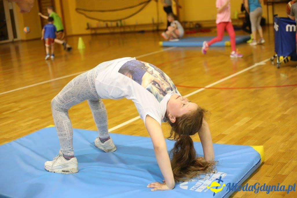 Akademia Młodych Sportowców CHYLONIA - ZAKOŃCZENIE SEZONU 2016-17