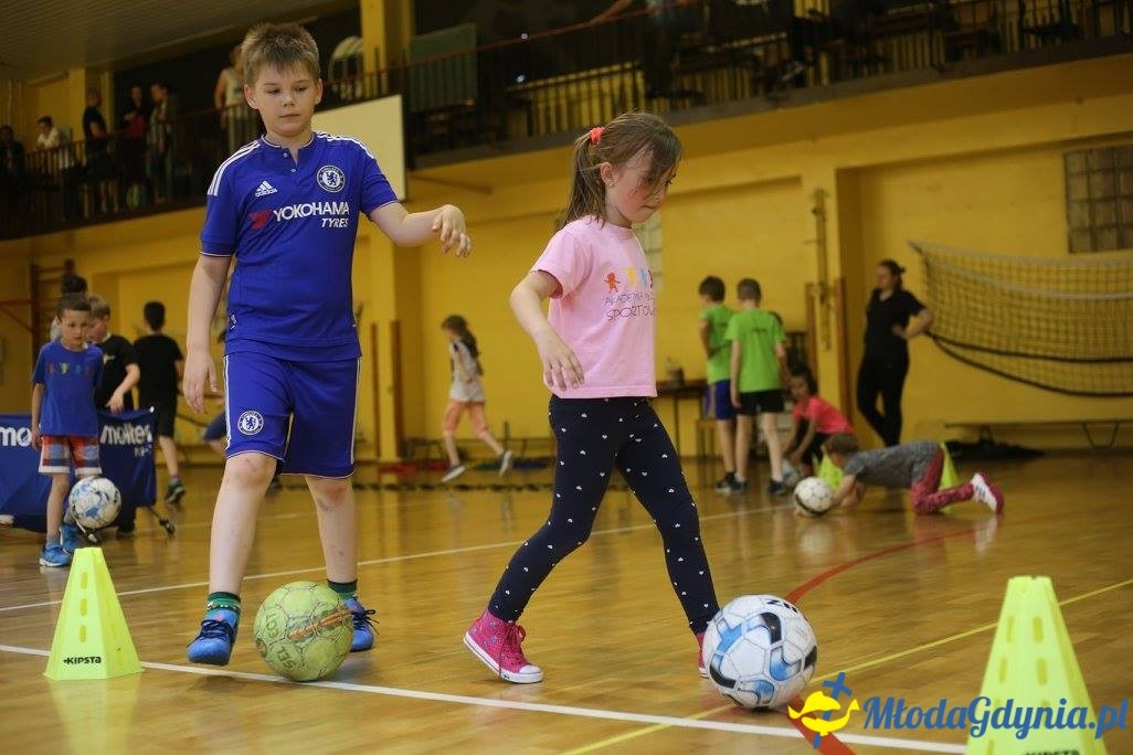 Akademia Młodych Sportowców CHYLONIA - ZAKOŃCZENIE SEZONU 2016-17