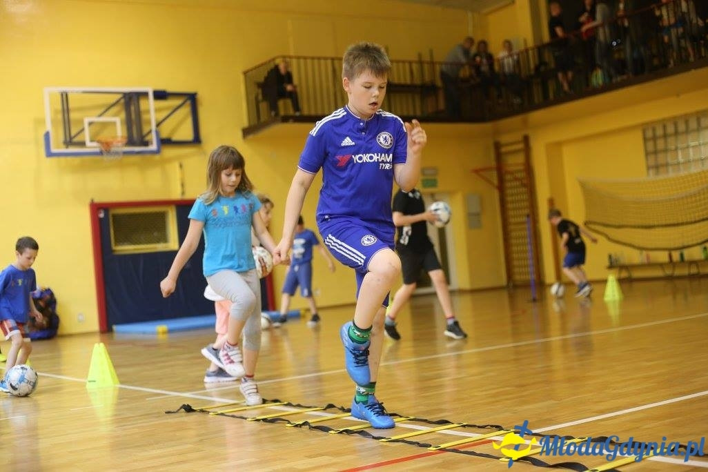 Akademia Młodych Sportowców CHYLONIA - ZAKOŃCZENIE SEZONU 2016-17