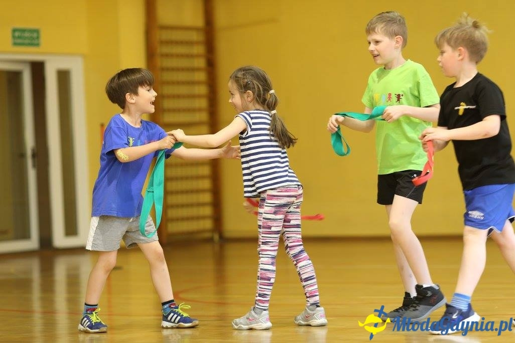 Akademia Młodych Sportowców CHYLONIA - ZAKOŃCZENIE SEZONU 2016-17