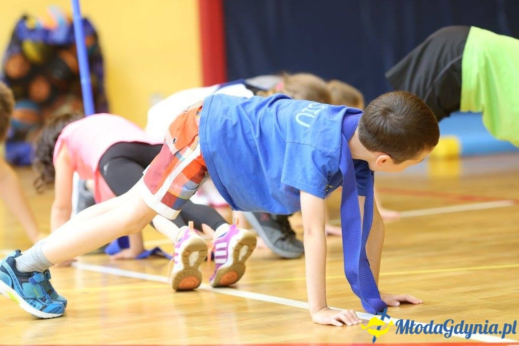 Akademia Młodych Sportowców CHYLONIA - ZAKOŃCZENIE SEZONU 2016-17