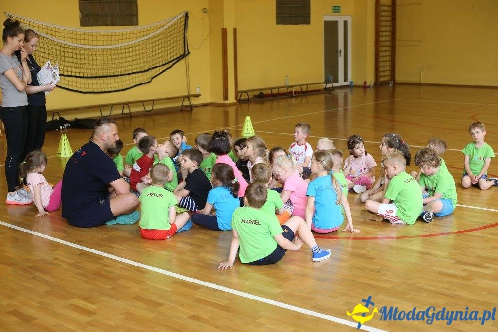 Akademia Młodych Sportowców CHYLONIA - ZAKOŃCZENIE SEZONU 2016-17