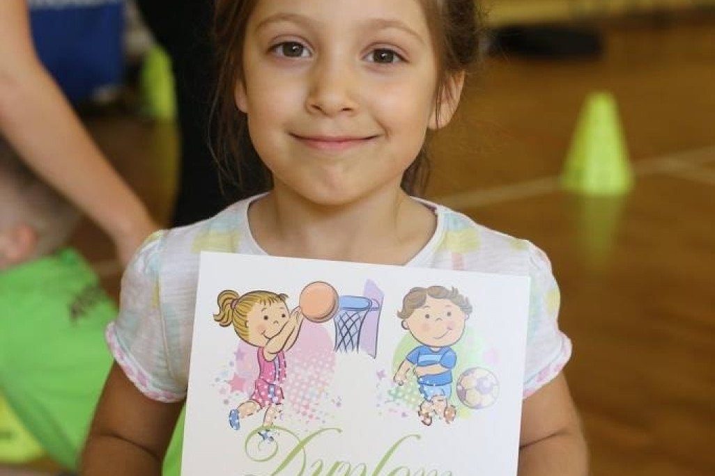 Akademia Młodych Sportowców CHYLONIA - ZAKOŃCZENIE SEZONU 2016-17