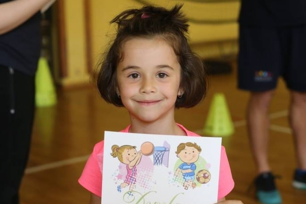 Akademia Młodych Sportowców CHYLONIA - ZAKOŃCZENIE SEZONU 2016-17