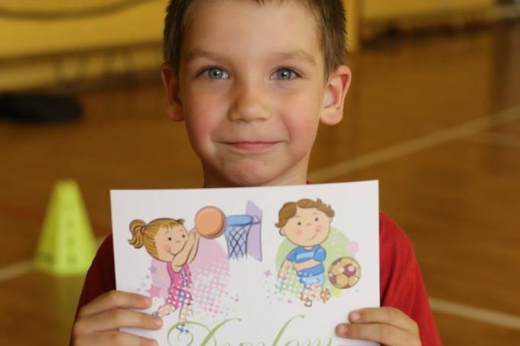 Akademia Młodych Sportowców CHYLONIA - ZAKOŃCZENIE SEZONU 2016-17