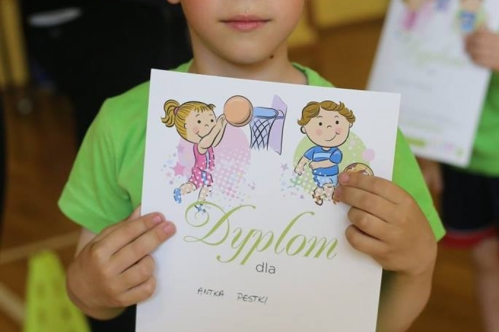 Akademia Młodych Sportowców CHYLONIA - ZAKOŃCZENIE SEZONU 2016-17